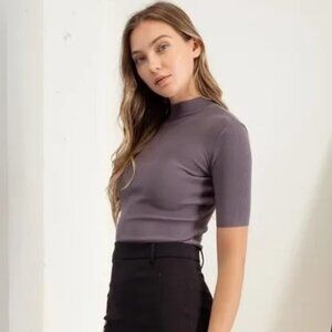 ($10) Short Sleeve Mock Neck Sweater Top